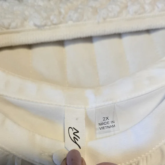 NY Collection White Blouse - Picture 3 of 5